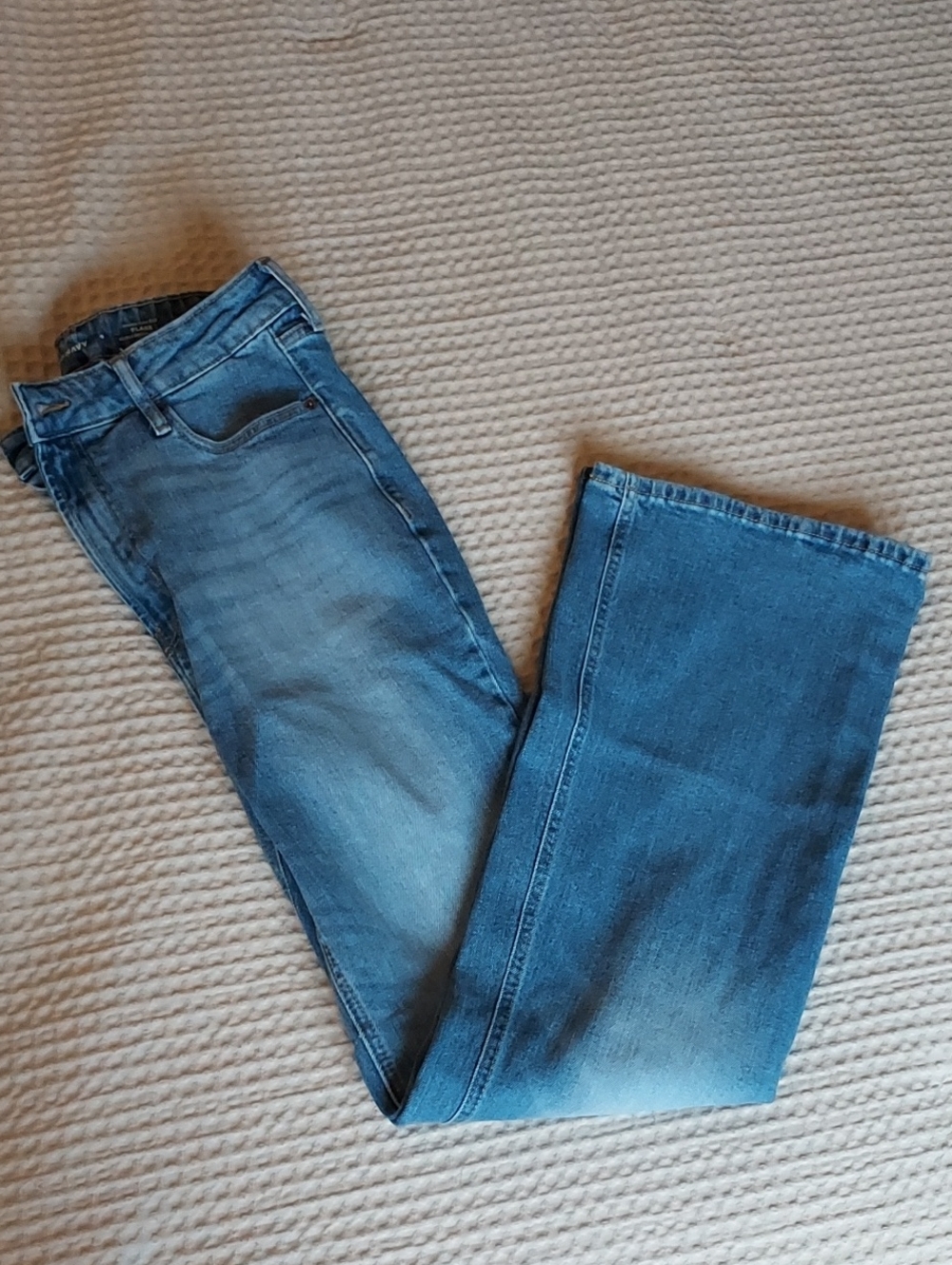 Old Navy Women’s High Rise  Flared Jeans